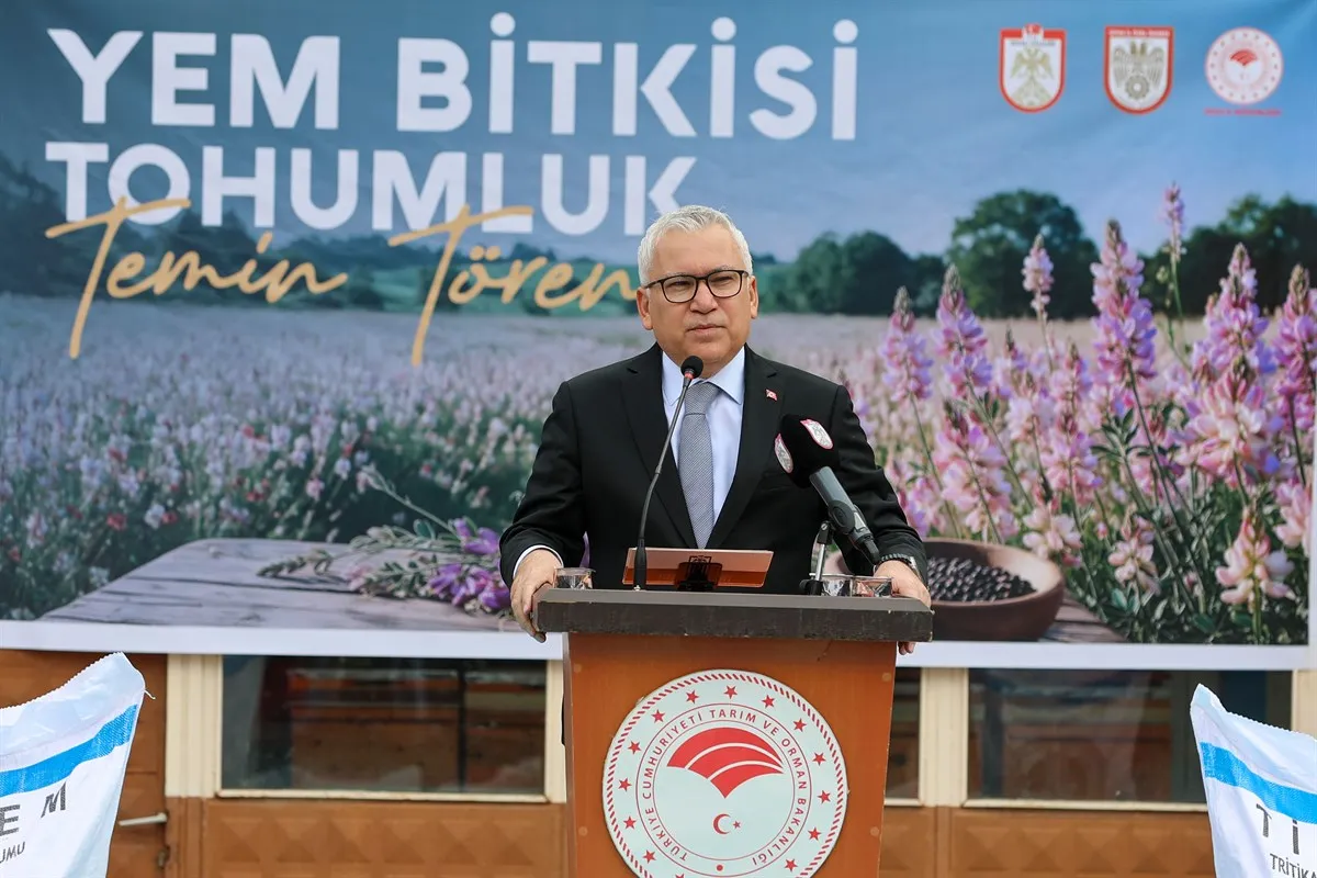 Çiftçilere Yem Bitkisi Tohumu Dağıtıldı