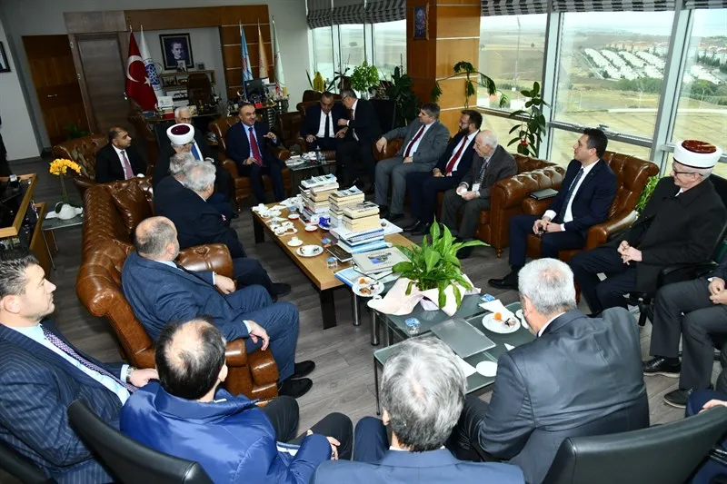 Balkan Sempozyumu kapsamında akademisyenlerle bir araya gelindi
