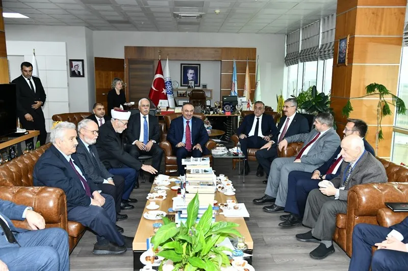 Balkan Sempozyumu kapsamında akademisyenlerle bir araya gelindi