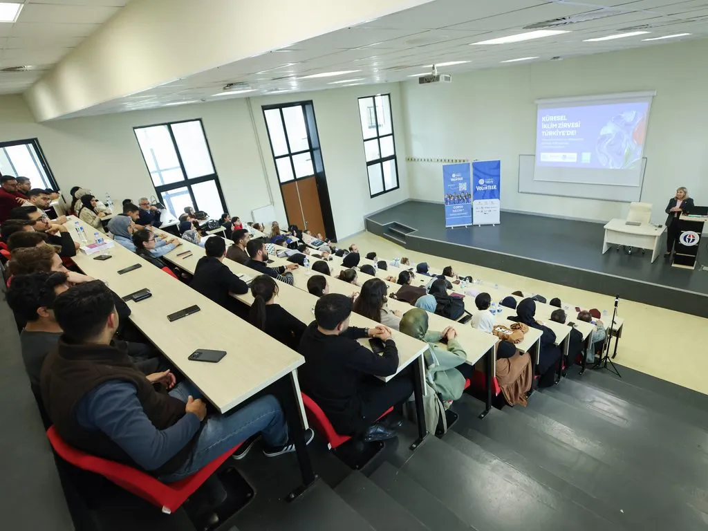 GAÜN’de COP31 gönüllülük programı ve iklim Değişikliği ele alındı