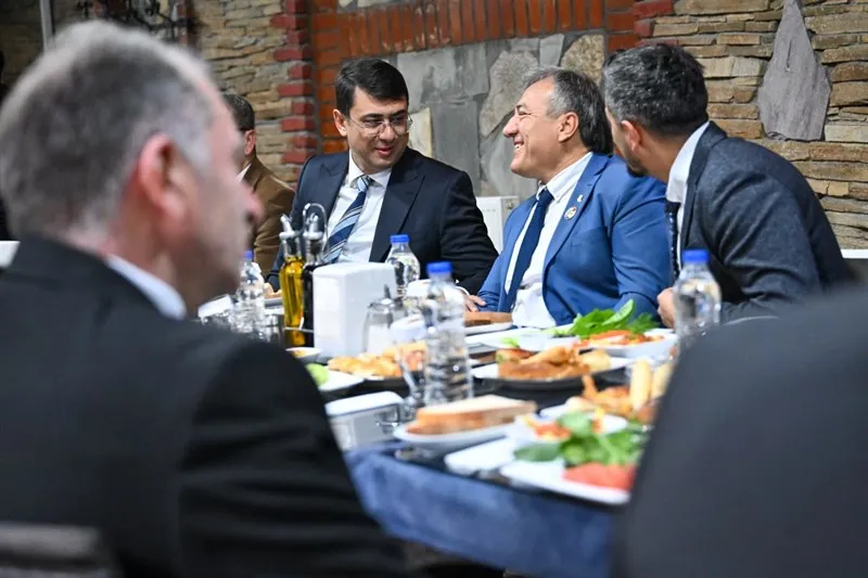 Vali Kartal, şehit aileleri ve gazilerle bir araya geldi