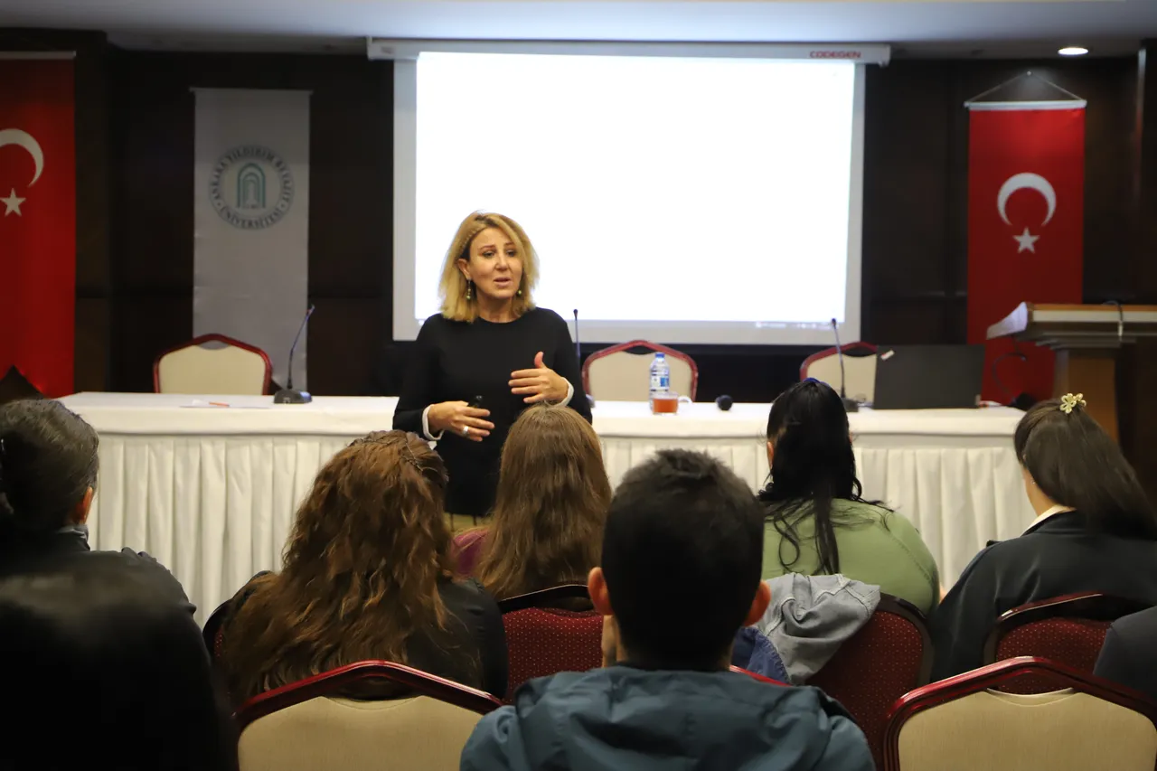 TS ISO 10002 müşteri memnuniyeti eğitimi verildi