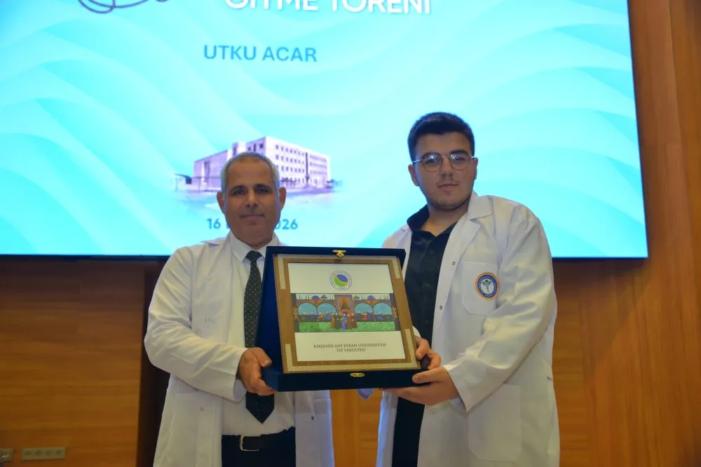 Geleceğin Ahi hekimleri beyaz önlüklerini giydi