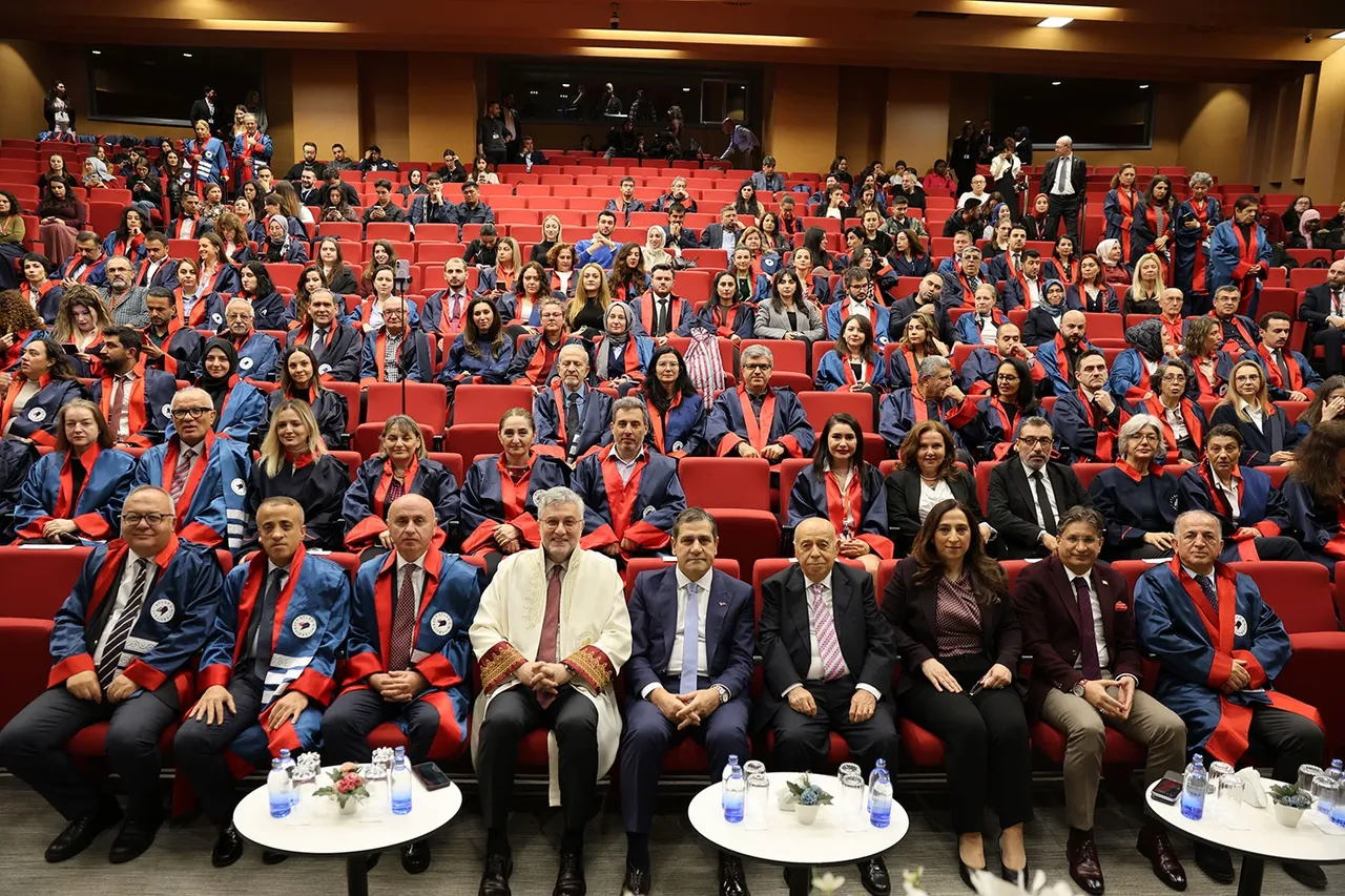 Atlas Üniversitesi’nde 2026-2027 Akademik Yılı açılış töreni gerçekleşti: 2027, Proje Yılı ilan edildi