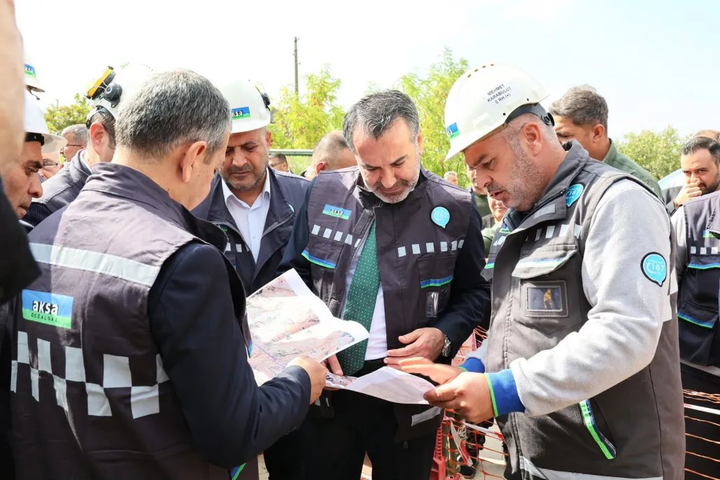 Şahinkaya Mahallesi doğal gaza kavuşuyor, ilk kazma vuruldu