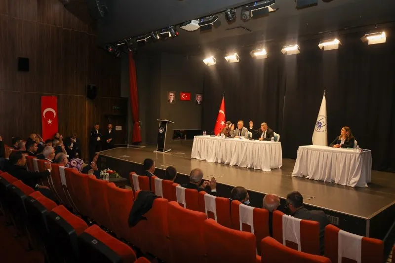 Adapazarı’nın 3 milyar 990 milyon TL’lik 2027 Bütçesi Oy Birliğiyle kabul edildi