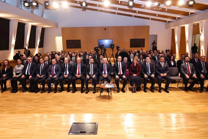 Konya Valisi Akın, proje döngüsü yönetimi ve uygulamalı proje yazma eğitimi sertifika törenine katıldı