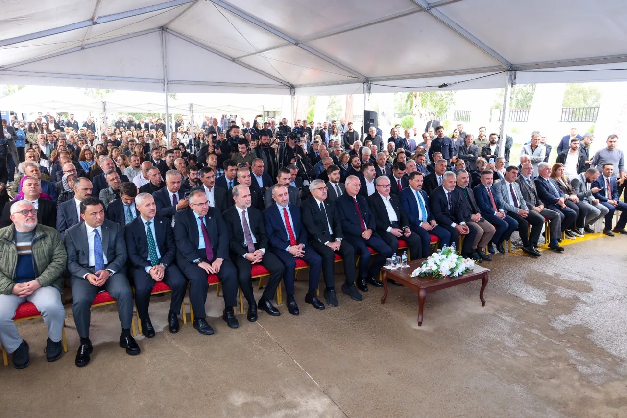 Mevlâna İdris Kız öğrenci yurdu Kırıkhan’da törenle hizmete açıldı