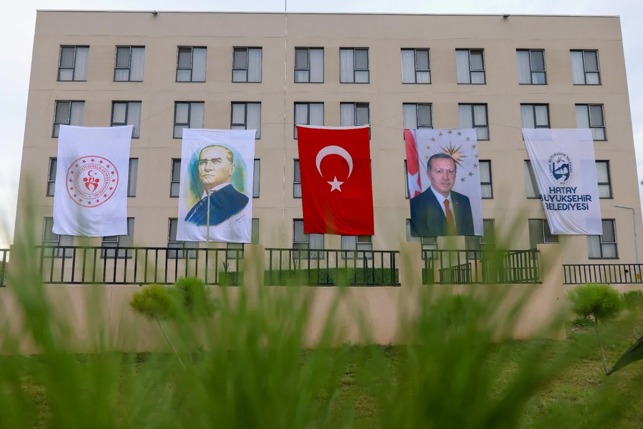 Mevlâna İdris Kız öğrenci yurdu Kırıkhan’da törenle hizmete açıldı