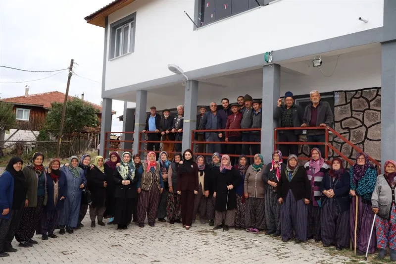 Kıbrıscık Kaymakamı Yılmaz, Çökeler Köyü’nde vatandaşlarla bir araya geldi