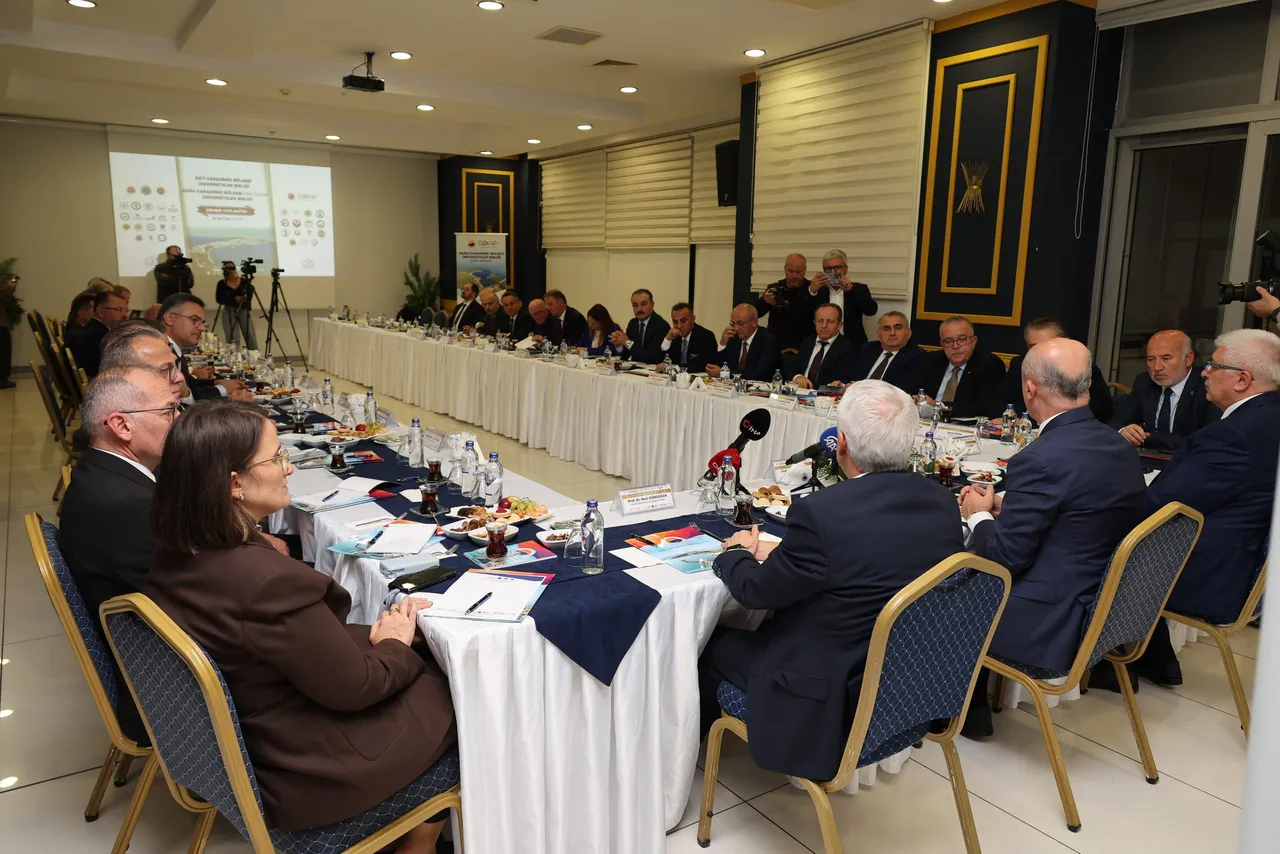 YÖK Başkanı Özvar’ın Katılımıyla Üniversiteler Arası İş Birliği toplantısı yapıldı