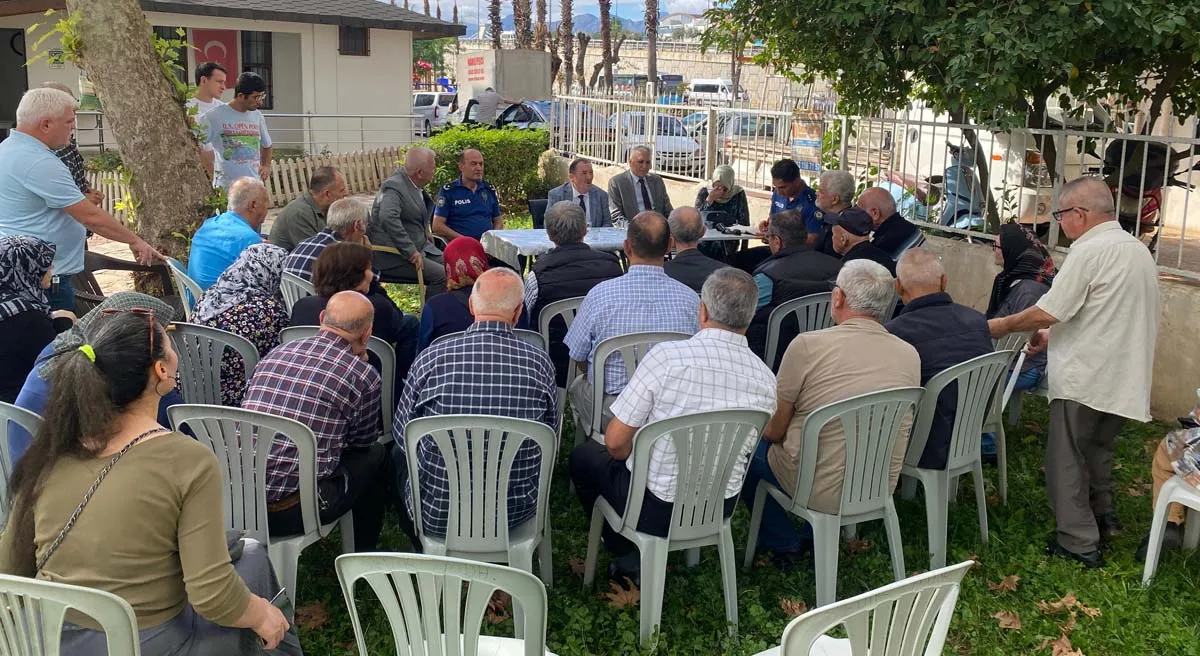 Sedir Mahallesi Halk ve güvenlik toplantısı yapıldı