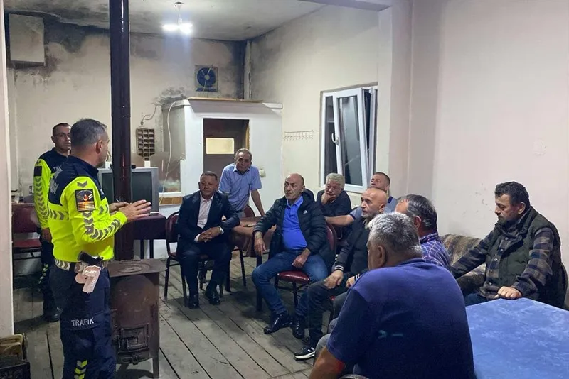 Jandarma okul güvenliği için denetim ve bilgilendirme çalışmalarını sürdürüyor