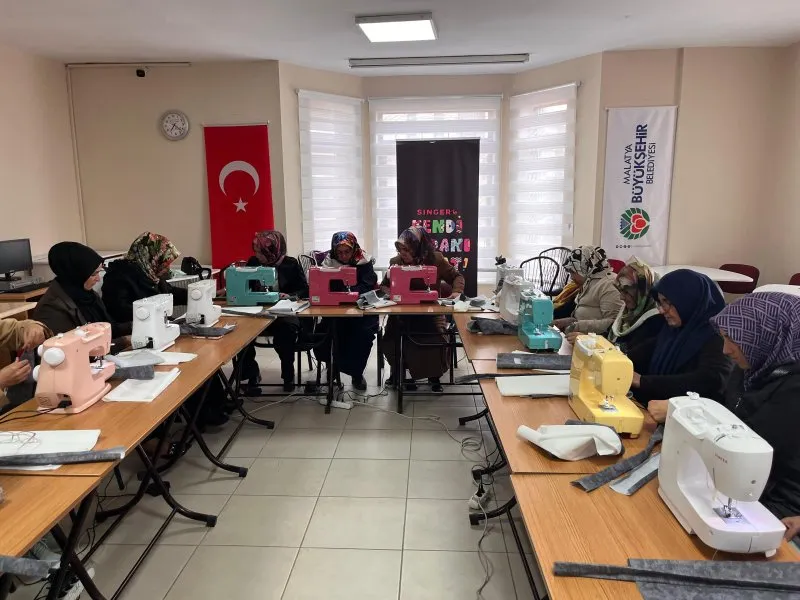 Malatya Büyükşehir Belediyesinden kadınlara yönelik dikiş atölyesi