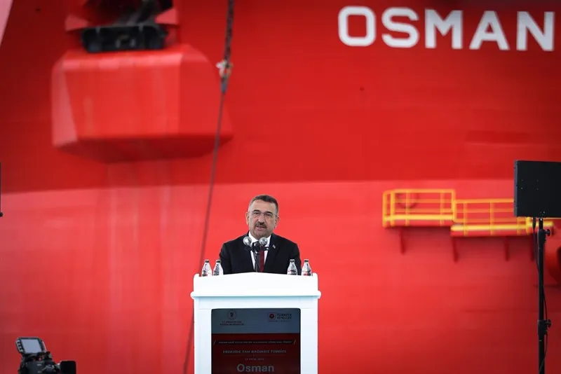 Türkiye’nin ilk Yüzer Üretim Platformu Osman Gazi, Filyos’tan Karadeniz’de görev yapacağı Sakarya Gaz Sahası’na uğurlandı