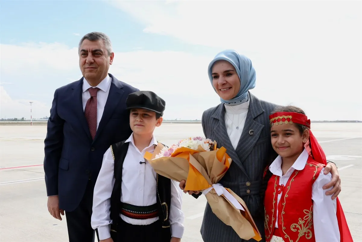 Mersin Valisi Toros, Mersin’e Gelen Aile ve Sosyal Hizmetler Bakanı Göktaş’ı heyeti karşıladı
