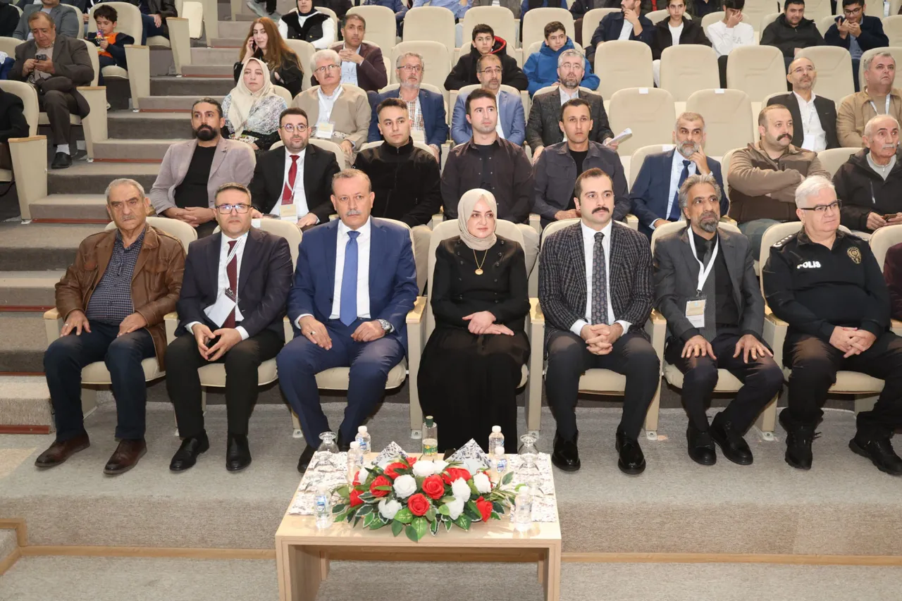 BEÜ’de II. Uluslararası Bitlis'li Düşünce ve bilim öncüleri: İdris-i Bidlisî Sempozyumu düzenlendi