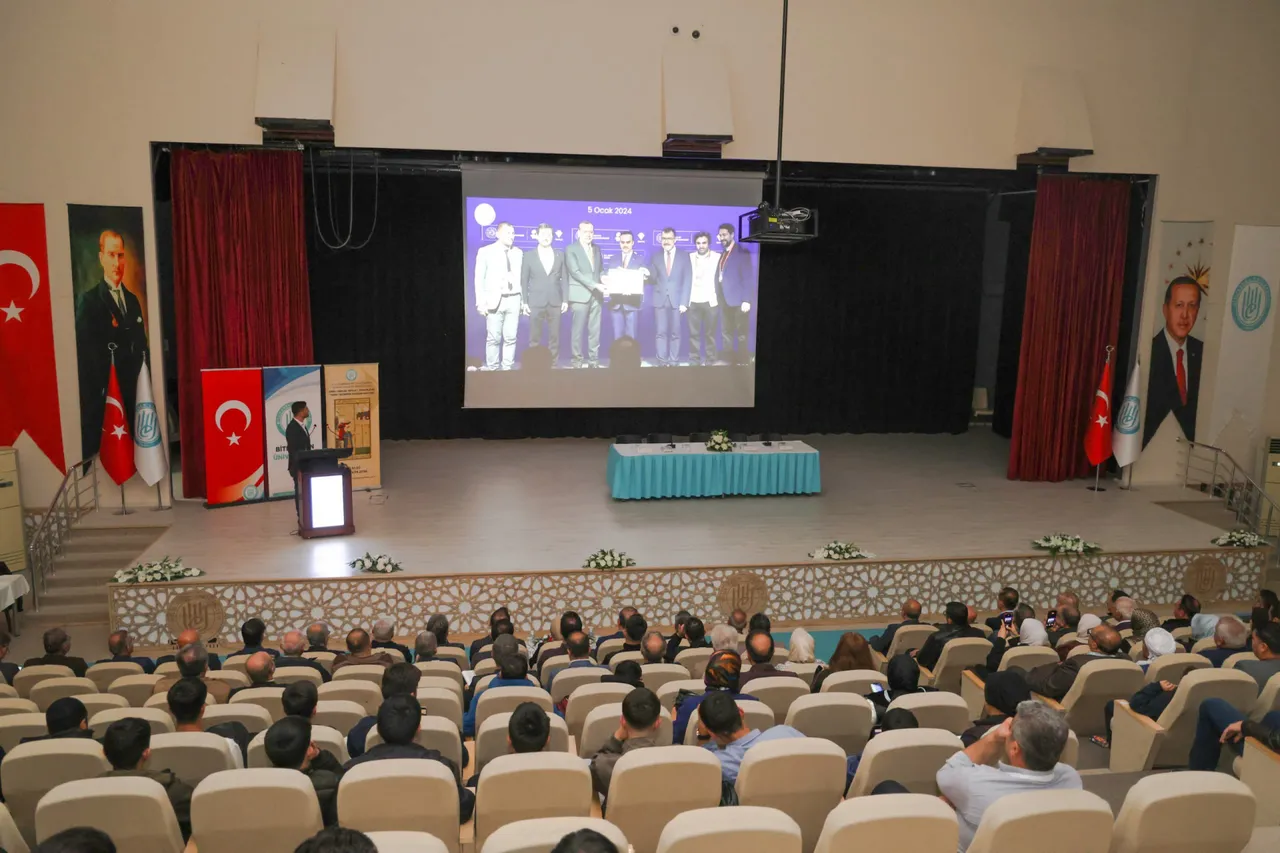 BEÜ’de II. Uluslararası Bitlis'li Düşünce ve bilim öncüleri: İdris-i Bidlisî Sempozyumu düzenlendi