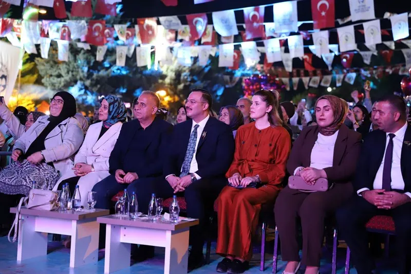 Altınözü’nde festivalının İlk Günü coşku, müzik ve anlarla geride kaldı