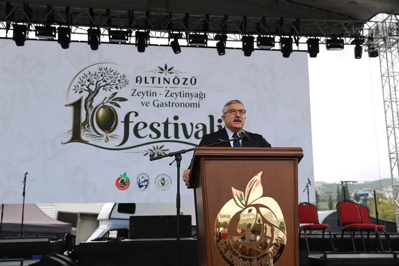 10. Altınözü Zeytin, Zeytinyağı ve Gastronomi festivalının açılış töreni yoğun katılımla düzenlendi