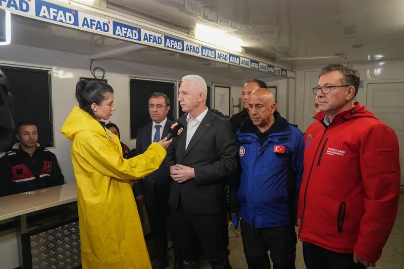 İstanbul Valisi Gül ile Sarıyer Ayazağa’daki incelemeler