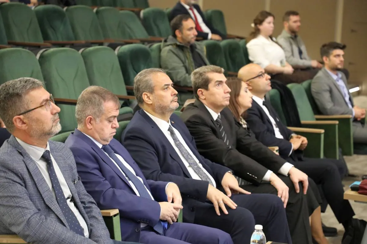 AFSÜ’deki Zafer Teknopark Tanıtım seminerinde girişimcilik deneyimleri paylaşıldı