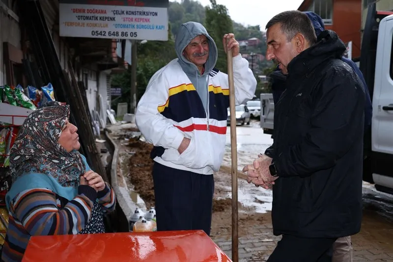 Vali Hacıbektaşoğlu, kuvvetli yağış ve fırtınadan etkilenen bölgelerde incelemelerde bulundu