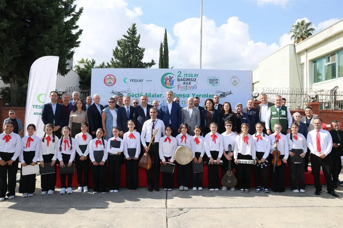 Vali Yavuz 2. Yeşilay Bağımsız Aile Festivali'ne katıldı