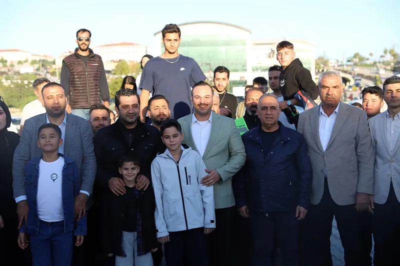 Altınözü’nde festival coşkusu sokaklara taştı