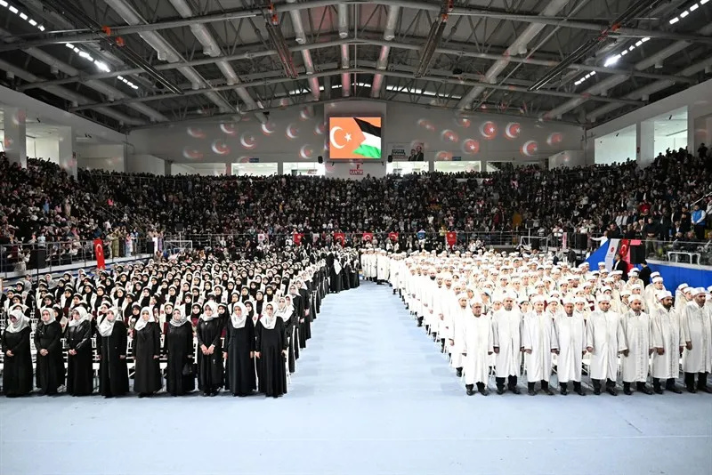 Vali Yavuz, Hafızlık İcazet merasimine katıldı