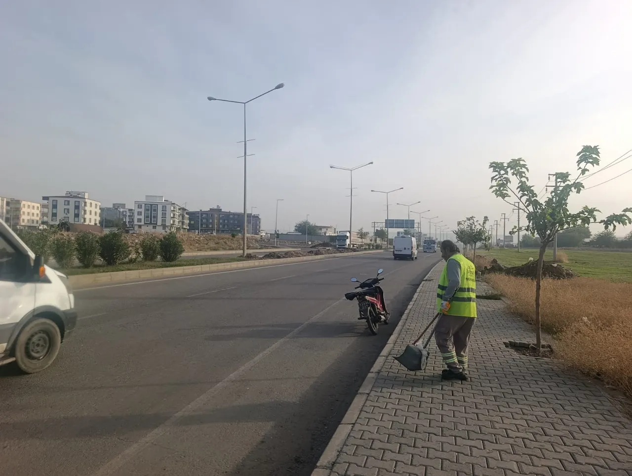 Belediye Ekipleri SAHADA, temizlik çalışmaları kesintisiz sürüyor