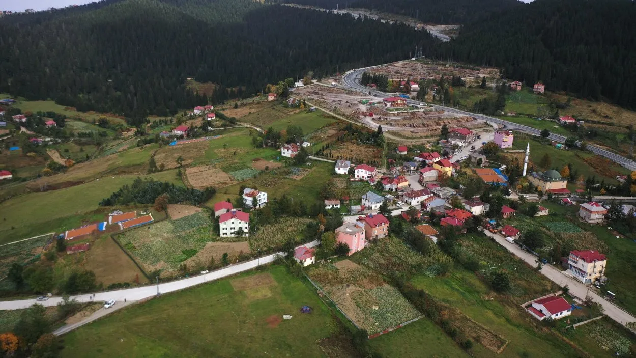 En güzel 41 mahalleden Turnalık’a beton yol konforu