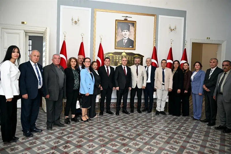 Vali Özkan, Muhtarları ağırladı