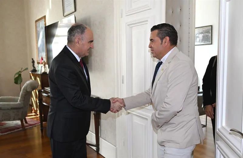 Vali Özkan, Muhtarları ağırladı