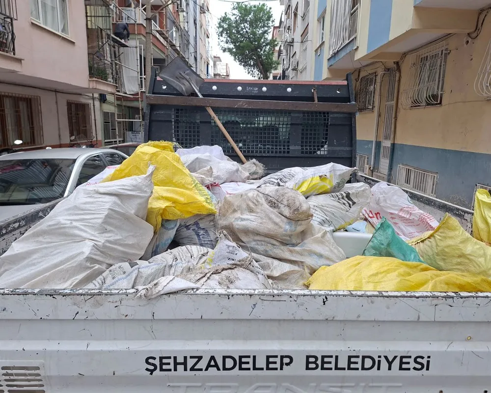 Şehzadeler Belediyesi’nden moloz atıkları için çağrı