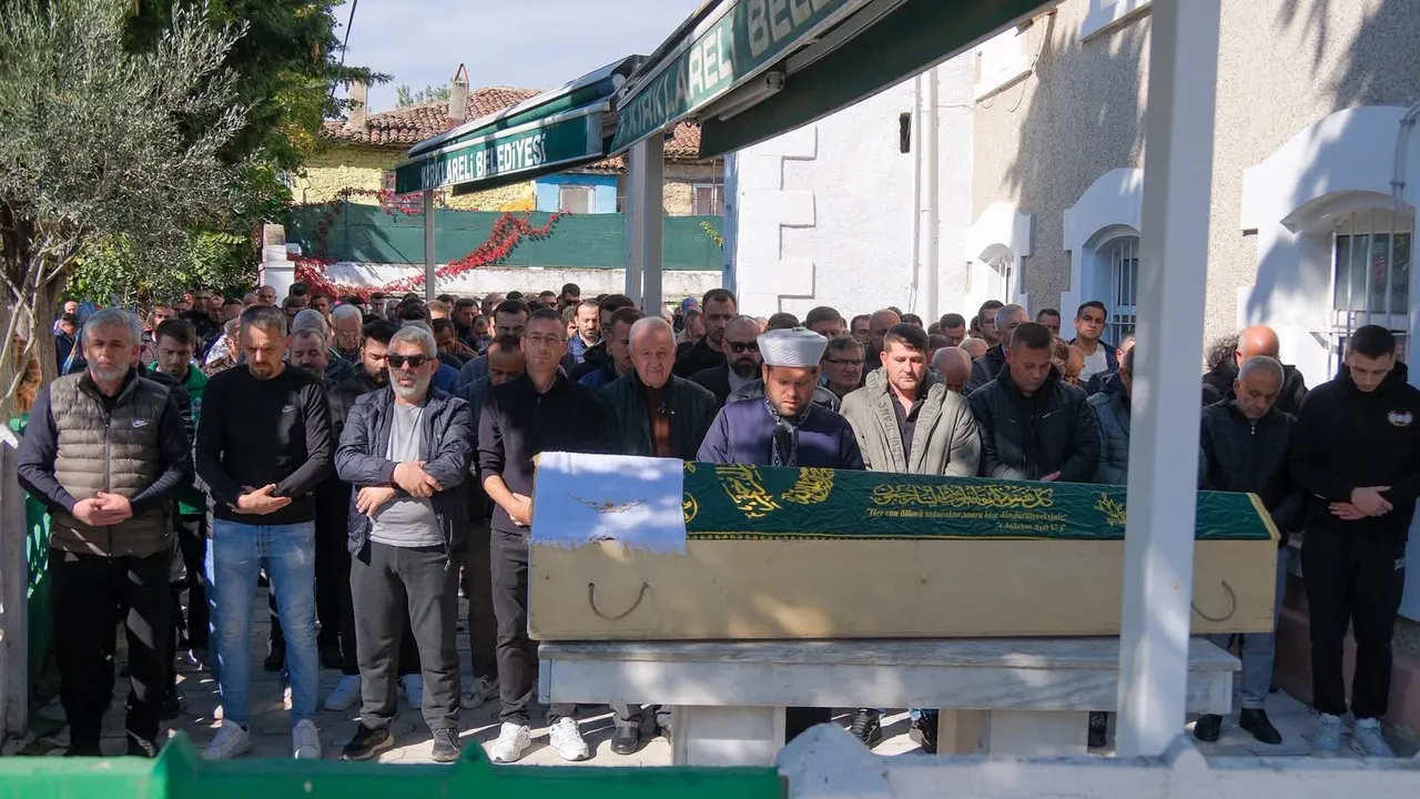 Kırklareli Belediyesi, Hilmi Doğan’ı son yolculuğuna uğurladı