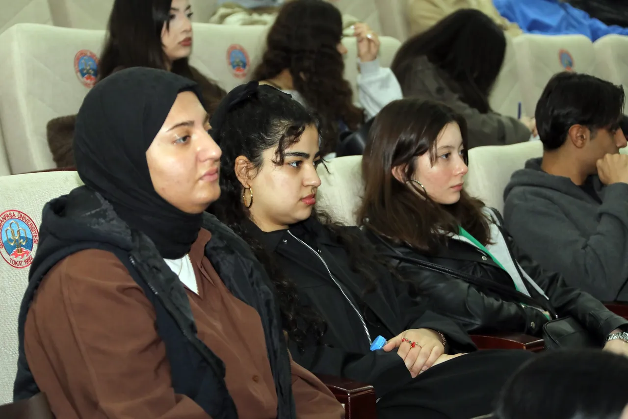 19. Uluslararası Bilgisayar ve Öğretim Teknolojileri Sempozyumu başladı