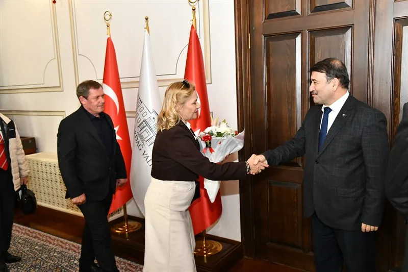 Muhtarlar Günü Münasebetiyle Vali Çek’e ziyaret