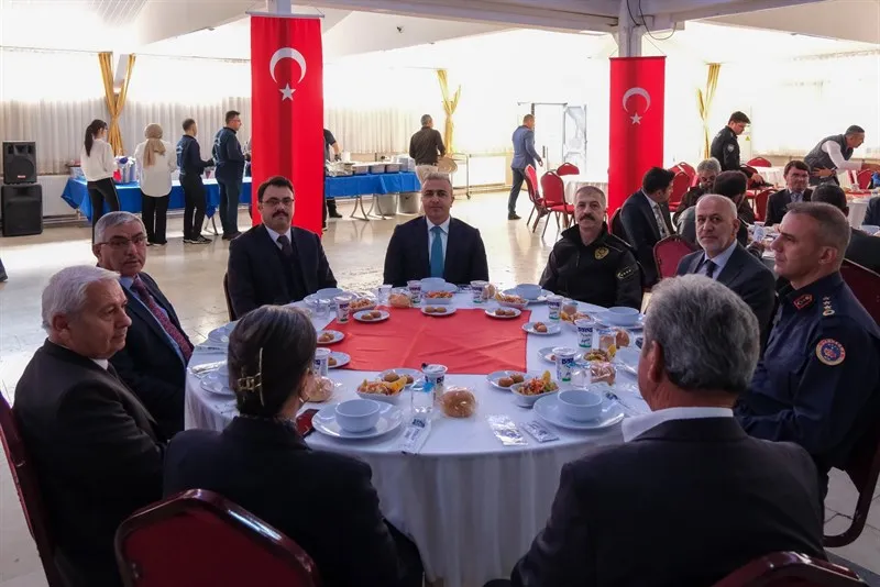 Vali Çiçek "“Muhtarlık, Demokrasinin En Temel ve En Köklü Müessesesidir”