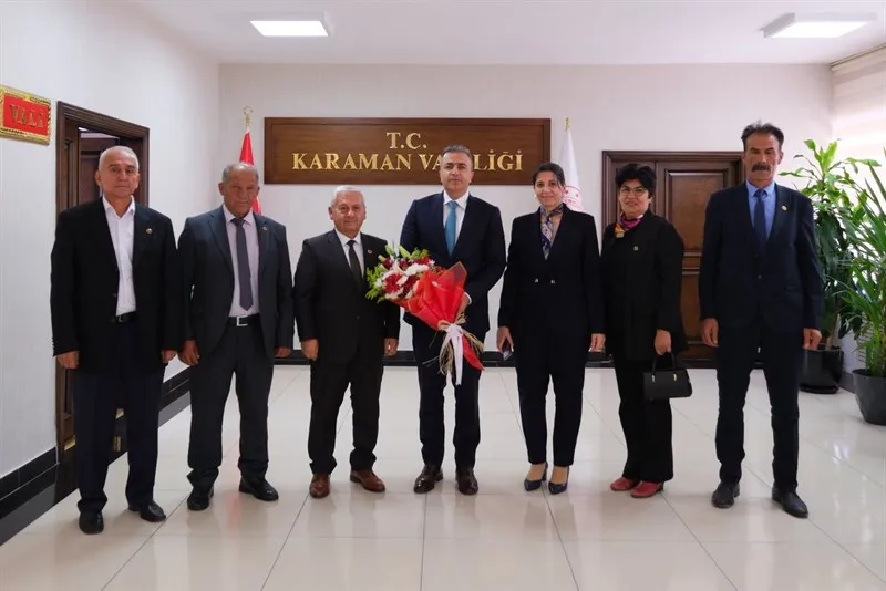 Muhtarlar Günü kapsamında Vali Çiçek'e ziyaret