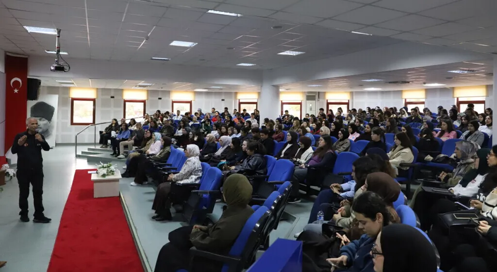 DPÜ’de afet bilinci ve eğitimi semineri