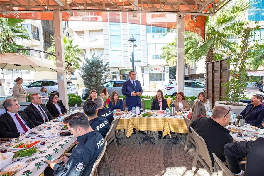 Başkan Uzun: Muhtarlarımız her zaman başımızın tacı