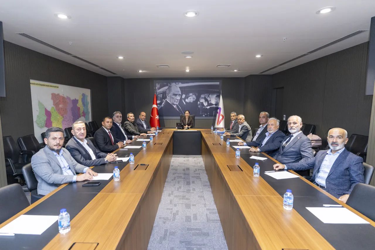 Başkan Genç, Muhtarlar Günü dolayısıyla muhtarlarla bir araya geldi