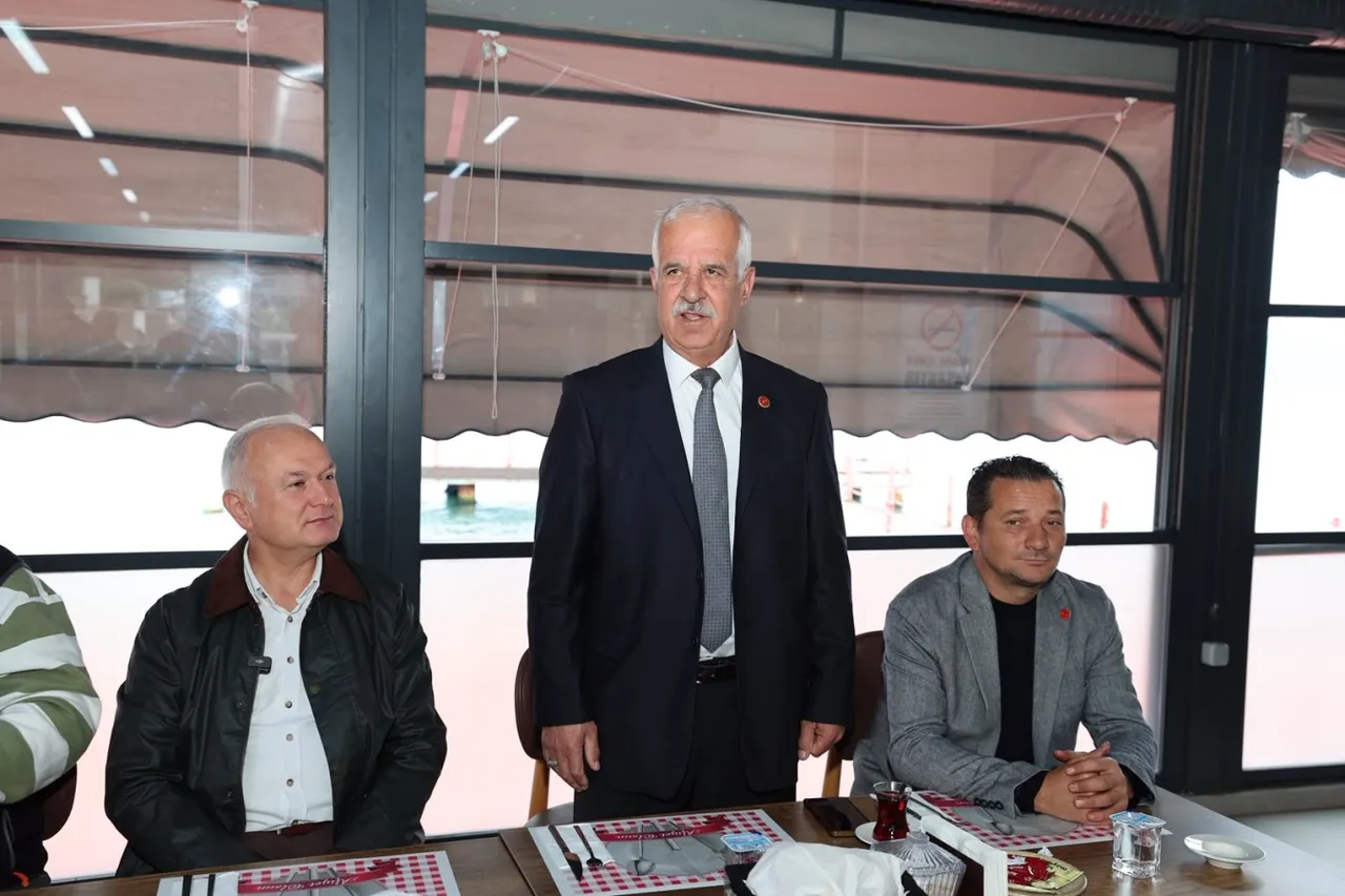 Başkan Çalık, Muhtarlarla kahvaltıda buluştu