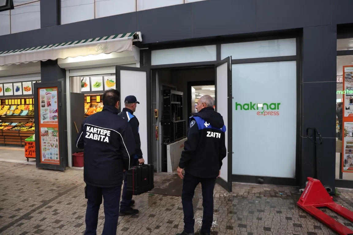 Kartepe’de uyarılara rağmen ihlalleri sürdüren market mühürlendi