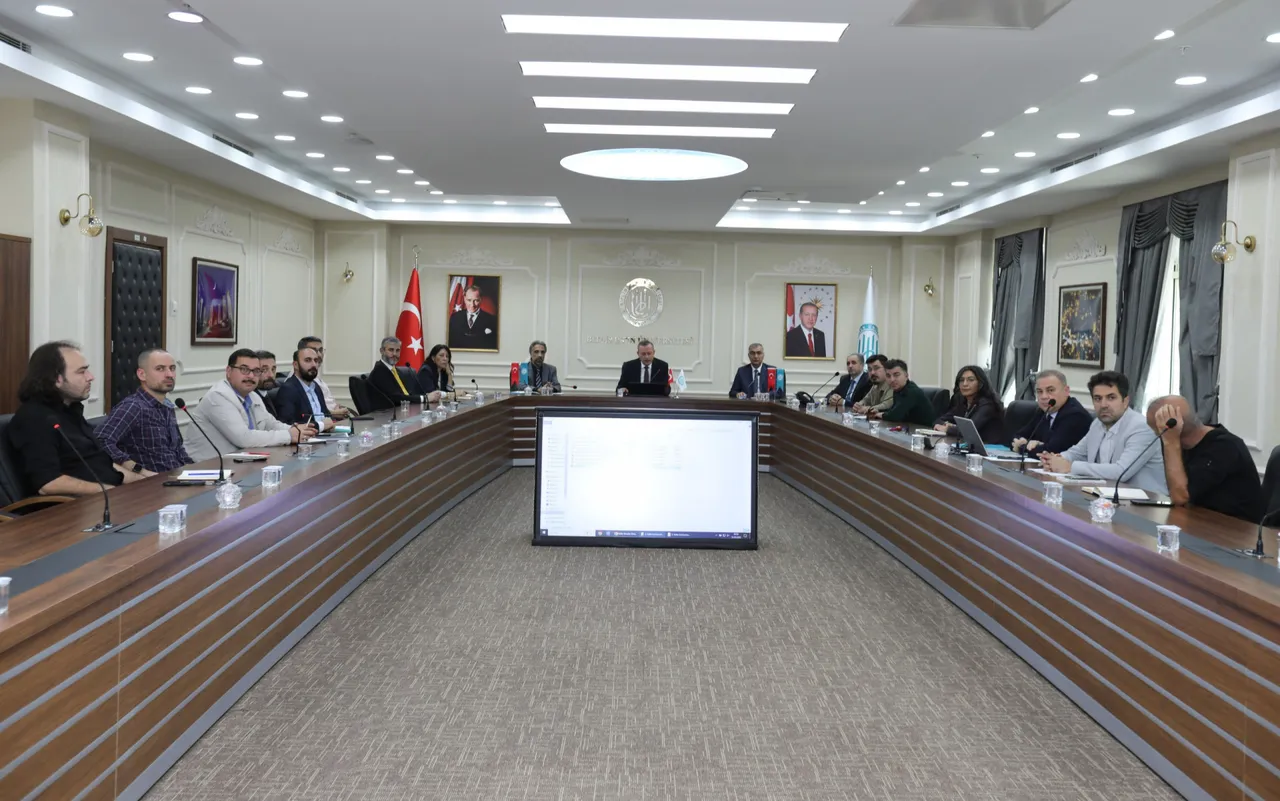 Bitlis Eren Üniversitesinde Kalite Komisyonunun 3. toplantısı yapıldı