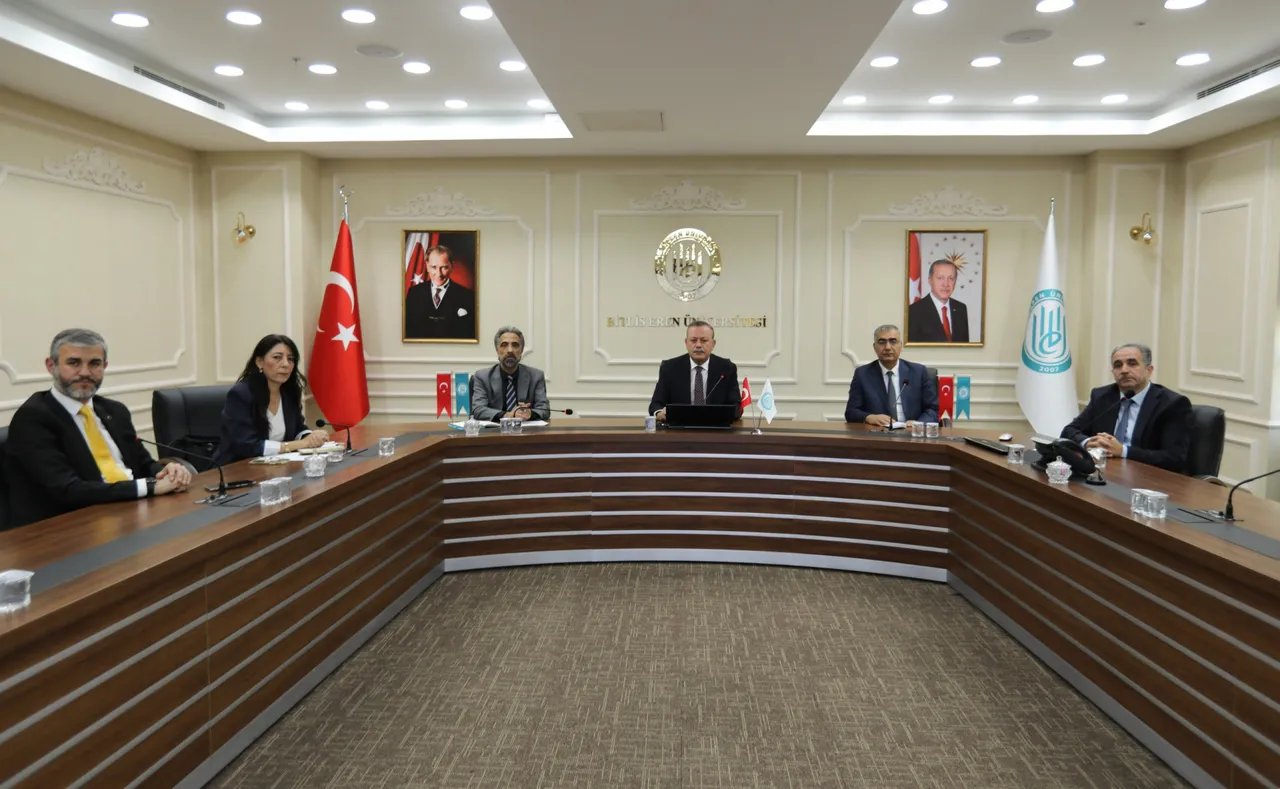 Bitlis Eren Üniversitesinde Kalite Komisyonunun 3. toplantısı yapıldı