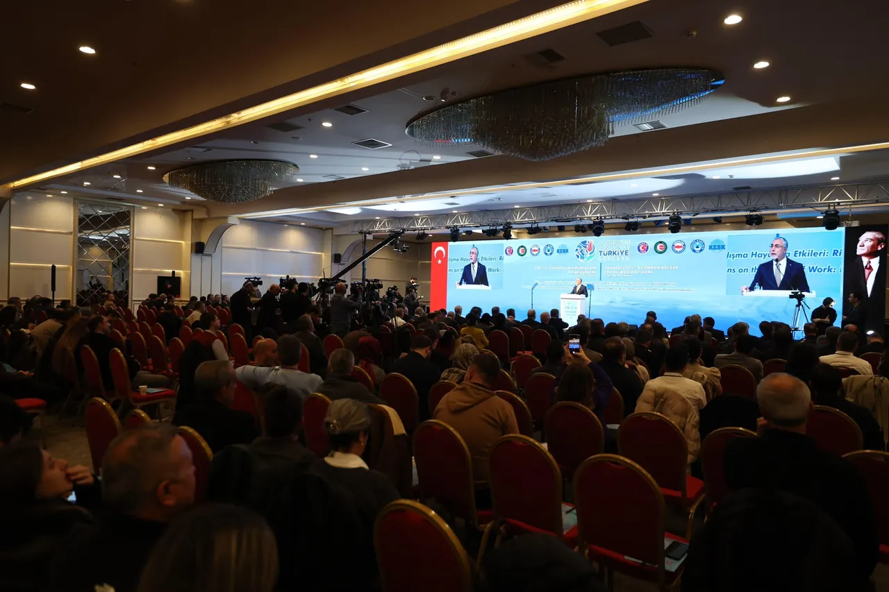 Bakan Işıkhan, “COP31’e Giderken Emek Dünyasının Ortak Gündemi” Programı’na katıldı