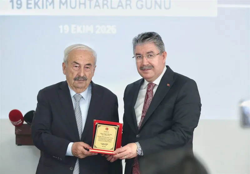 Eskişehir Valisi Yılmaz, 19 Ekim Muhtarlar Günü’nde Muhtarlarla bir araya geldi