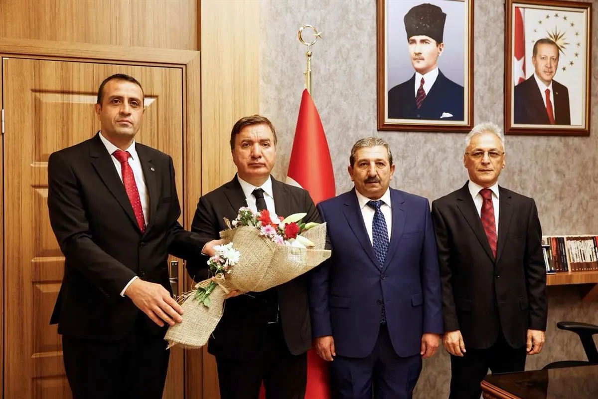Muhtarlar Günü Münasebetiyle Erzincan Valisine ziyaret